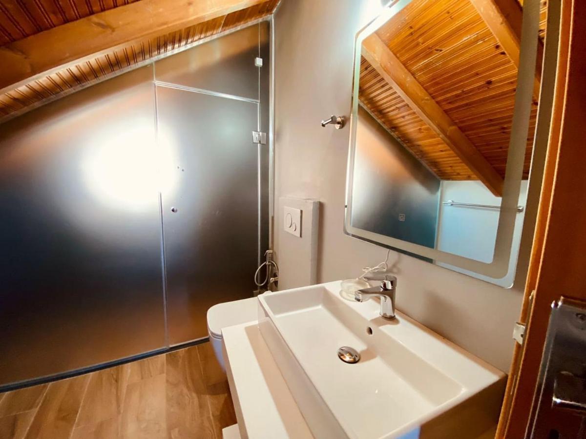 Wild Villa Apartments Sarande Ngoại thất bức ảnh