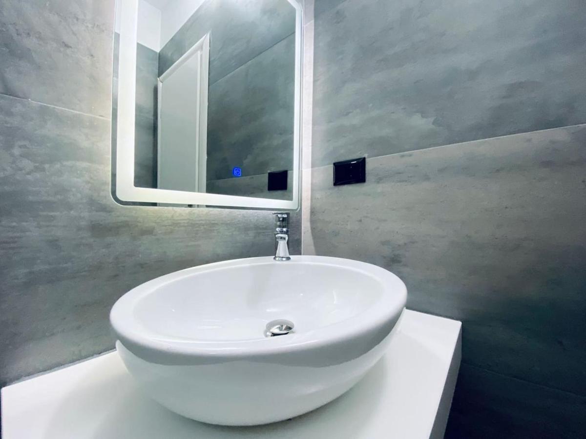 Wild Villa Apartments Sarande Ngoại thất bức ảnh